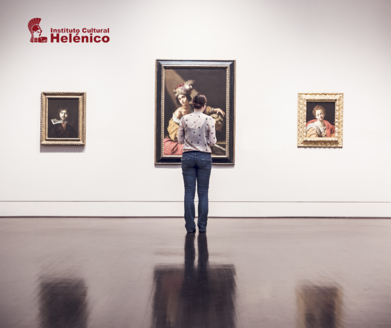 ¿Cómo influye la museografía en la experiencia del visitante en un museo?
